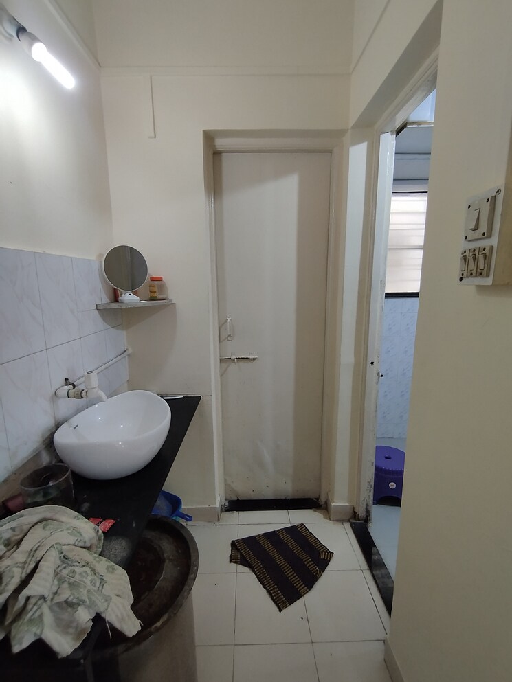 Bathroom, prasun-sai-kutir 1 Bedroom 605 Sq.Ft. Apartment In Sangvi Pune 7997420