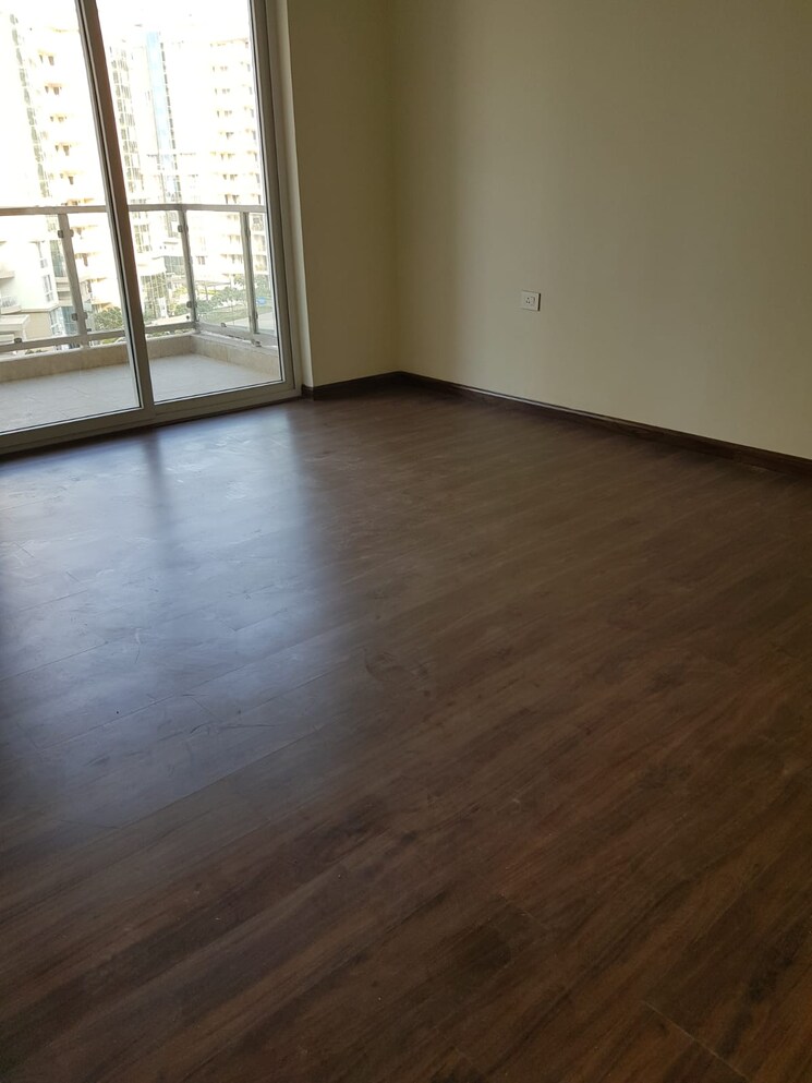 Room, dlf-regal-gardens 3 Bedroom 1703 Sq.Ft. Apartment In Sector 90 Gurgaon 7997441