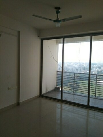 Balcony in 2 BHK Apartment at Alkapuri – for Rent