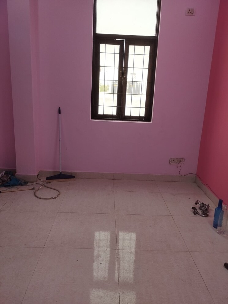 Room, shri-balaji-apartments-gurgaon 2 Bedroom 720 Sq.Ft. Builder Floor In Dharam Colony Gurgaon 7997524