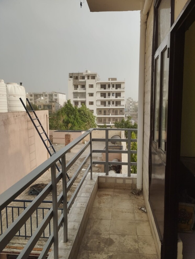 Balcony, shri-balaji-apartments-gurgaon 2 Bedroom 720 Sq.Ft. Builder Floor In Dharam Colony Gurgaon 7997524