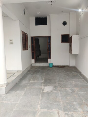 Room in 2 BHK Independent House at Indira Nagar – for Rent