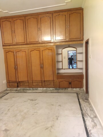 Room in 2 BHK Independent House at Indira Nagar – for Rent