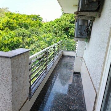 Balcony in 4 BHK Builder Floor at Sushant Lok 2, Sector 56 – for Sale