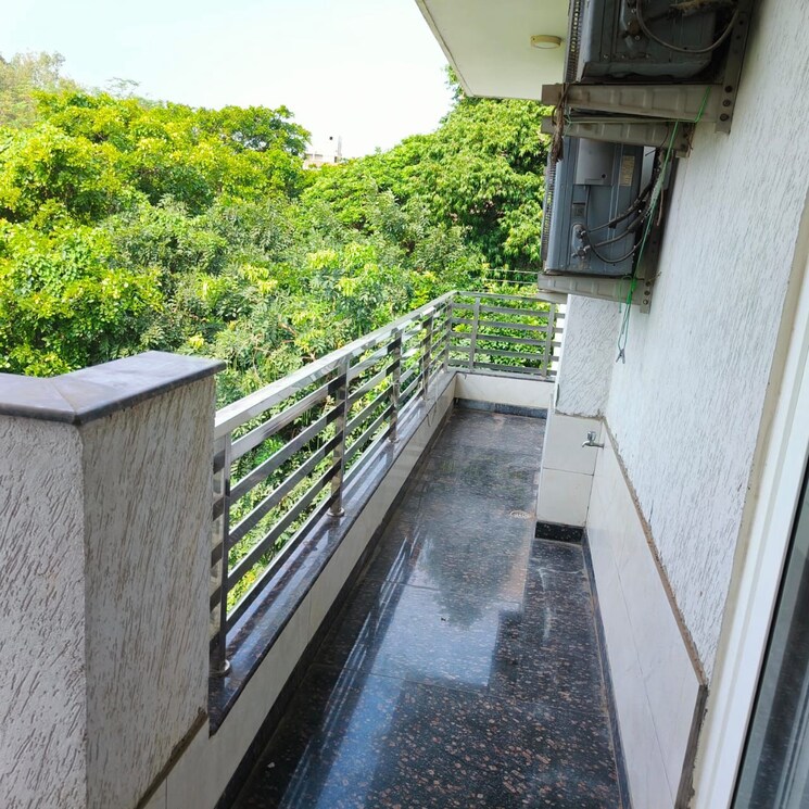 Balcony, sushant-lok-2 4 Bedroom 500 Sq.Yd. Builder Floor In Sector 56 Gurgaon 7997549