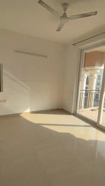 Room in 3 BHK Builder Floor at Omaxe New Chandigarh, North Mullanpur – for Rent