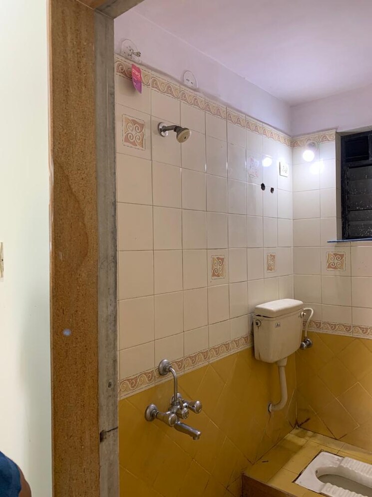 Bathroom, mahaavir-rachana 3 Bedroom 1450 Sq.Ft. Apartment In Cbd Belapur Sector 15 Navi Mumbai 7997538