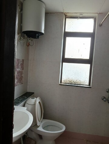 Bathroom in 3 BHK Apartment at Vipul Lavanya, Sector 81 – for Rent