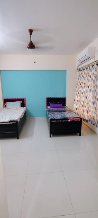 Pg For Boys & Girls in Santacruz East Mumbai  7997629