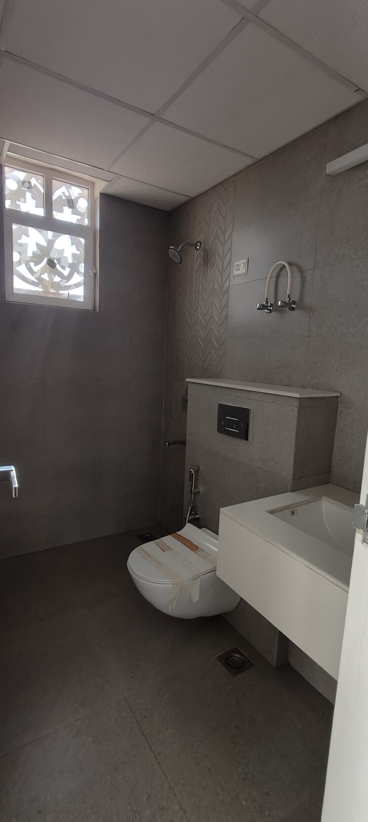 Bathroom, signature-global-city 3.5 Bedroom 1535 Sq.Ft. Apartment In Sector 37d Gurgaon 7997637