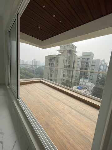 Balcony in 3 BHK Apartment at Chembur – for Rent