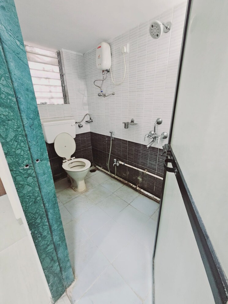 Bathroom, vaishnavi-dham-kharghar 2 Bedroom 1100 Sq.Ft. Apartment In Kharghar Navi Mumbai 7997643