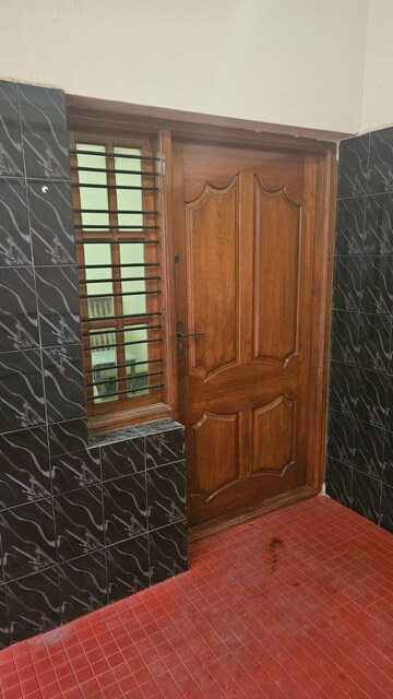 Bedroom in 2 BHK Builder Floor at Hsr Layout – for Rent