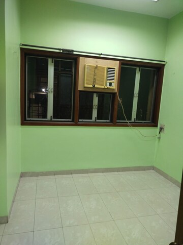 Room in 2 BHK Apartment at Mahim – for Rent