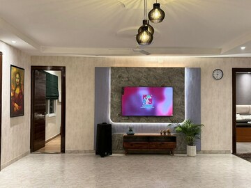 Room in 4 BHK Independent House at Sector 135 – for Sale
