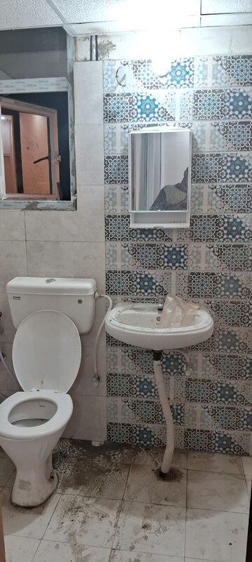 Bathroom in 2 BHK Apartment at Signature Global Proxima Phase 2, Sector 89 – for Rent