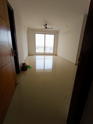 Room in 3 BHK Builder Floor at Omaxe Royal Residency Faridabad, Sector 79 – for Rent