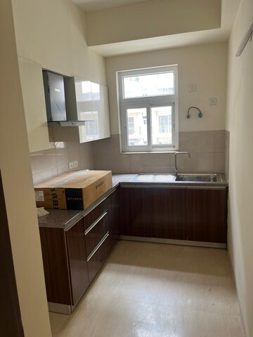 Master Bedroom in 3 BHK Builder Floor at Omaxe Royal Residency Faridabad, Sector 79 – for Rent