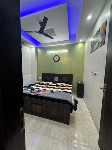 Bedroom in 3 BHK Builder Floor at Sector 7 – for Sale