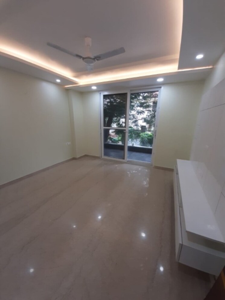 Room, sector 95 3 Bedroom 1350 Sq.Ft. Builder Floor In Sector 95 Gurgaon 7997839