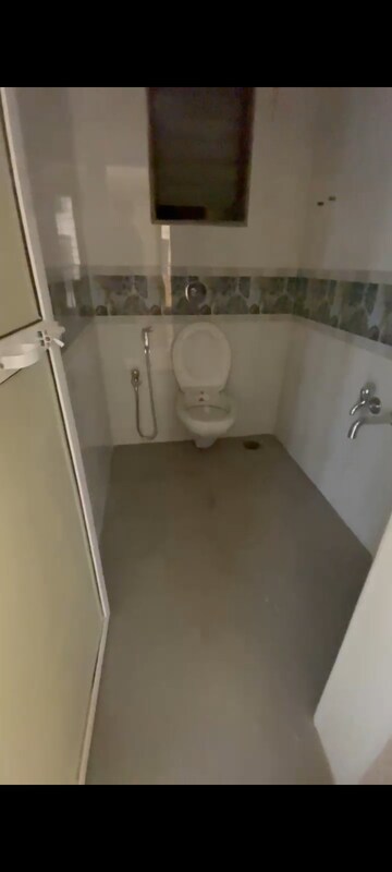 Master Bedroom in 2 BHK Apartment at Tiara Hills, Mira Road – for Rent