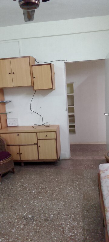 Master Bedroom in 2 BHK Apartment at Jumbo Darshan, Andheri East – for Rent
