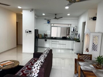 1 BHK Apartment For Rent in Sai Crystal Empire, Nalasopara East