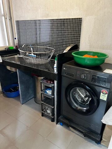 Parking in 1 BHK Apartment at Sai Crystal Empire, Nalasopara East – for Rent