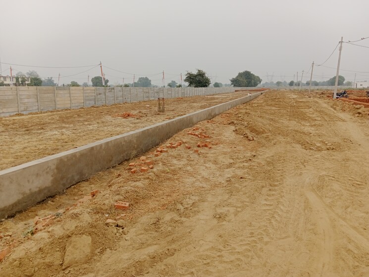 undefined, agra bypass  100 Sq.Yd. Plot In Agra Bypass Agra 7997982