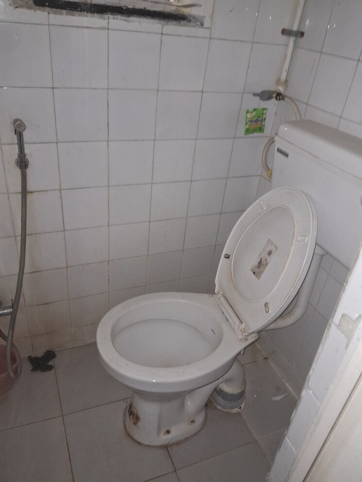 Bathroom, beharay-rathi-visava-park 1 Bedroom 550 Sq.Ft. Apartment In Aundh Pune 7997997