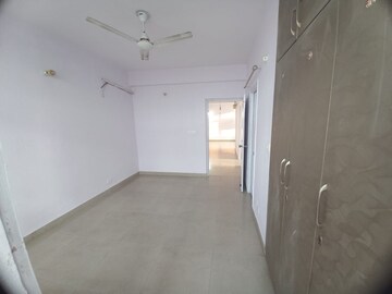 Room in 2 BHK Apartment at SRS Residency, Sector 88 – for Rent