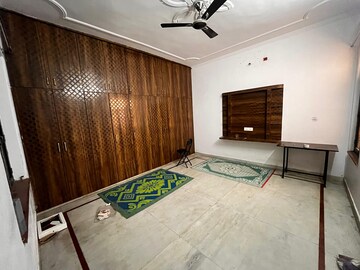Bedroom in 2 BHK Independent House at Gomti Nagar – for Rent