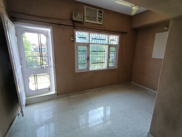 Room in 2 BHK Apartment at Sector 45 – for Rent
