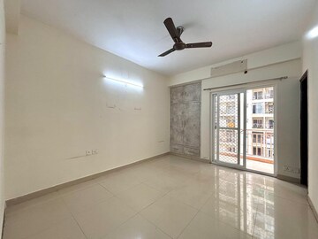 2 BHK Apartment For Resale in Paramount Emotions Noida Ext Sector 1 Greater Noida  7998072