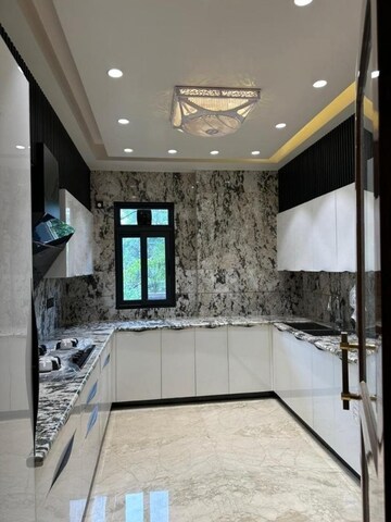 Kitchen in 3 BHK Builder Floor at Sector 95 – for Sale