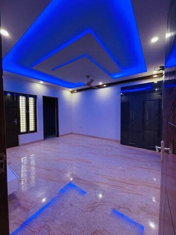 Bedroom in 3 BHK Builder Floor at Sector 8 – for Rent