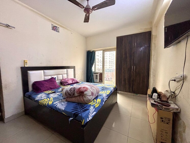 Bedroom, panchsheel-greens-ii 2 Bedroom 915 Sq.Ft. Apartment In Sector 16 Greater Noida Greater Noida 7998100