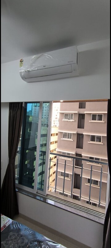  1 BHK Apartment at Dimple 19 North, Kandivali West – for Rent