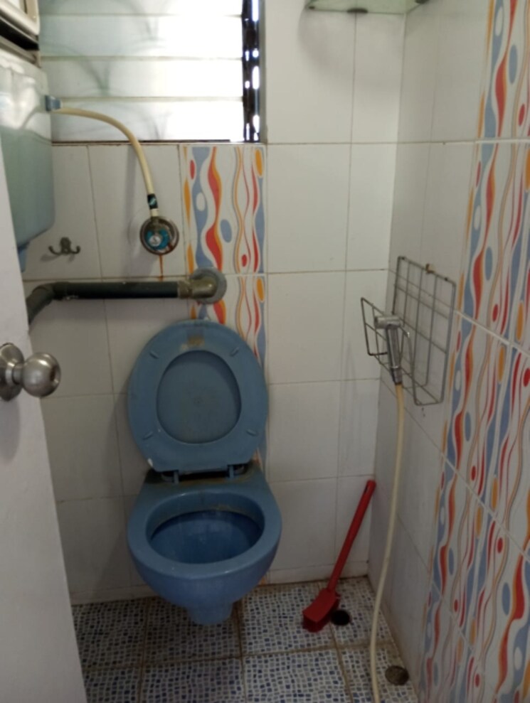 Master Bedroom, green-meadows-bluilding-2-chs-ltd 1 Bedroom 525 Sq.Ft. Apartment In Kandivali East Mumbai 7998169