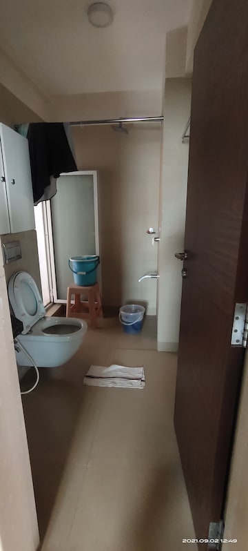 Bathroom in 3 BHK Apartment at Navjeevan – for Rent