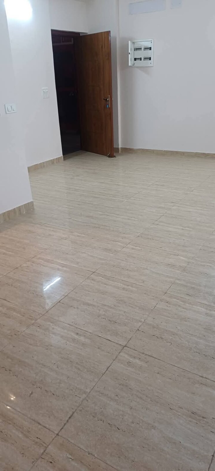 Room, amrapali-golf-homes 2 Bedroom 1100 Sq.Ft. Apartment In Sector 4, Greater Noida Greater Noida 7998168