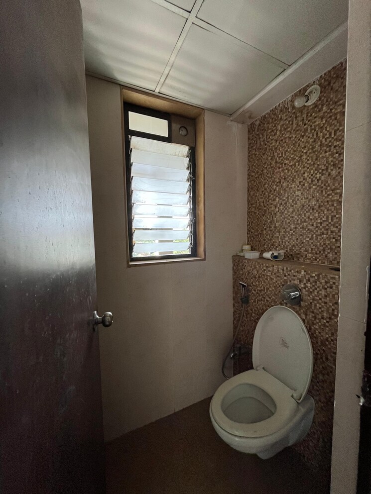 Bathroom, lodha-palava-city 1 Bedroom 720 Sq.Ft. Apartment In Dombivli East Thane 7998251