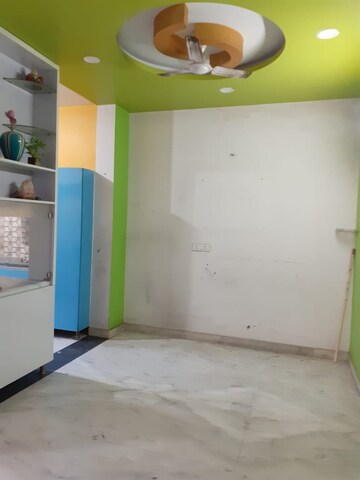 Room in 3 BHK Builder Floor at Sector 28 – for Rent