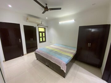 Master Bedroom in 3 BHK Apartment at Pitampura – for Rent