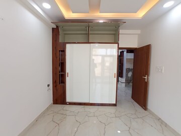 4 BHK Builder Floor For Resale in Sector 72 Noida  7998373