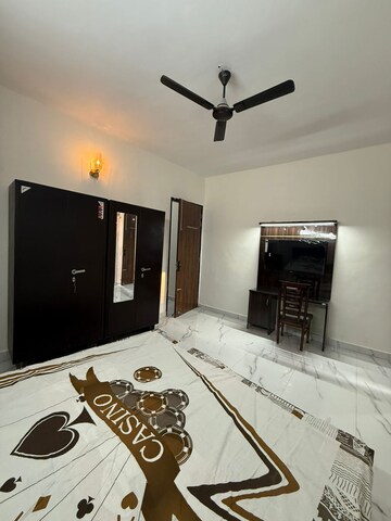 Bedroom in 1 BHK Builder Floor at DLF City Phase III, Sector 24 – for Rent