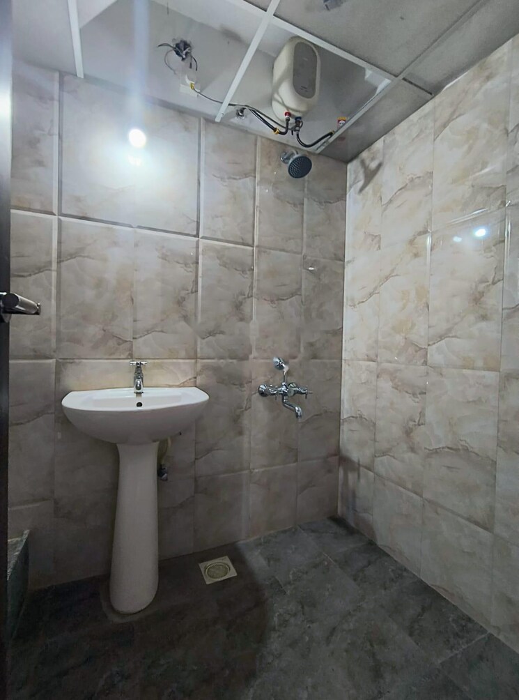 Bathroom, alcon-renaissant 2 Bedroom 1050 Sq.Ft. Apartment In Kharadi Pune 7998449