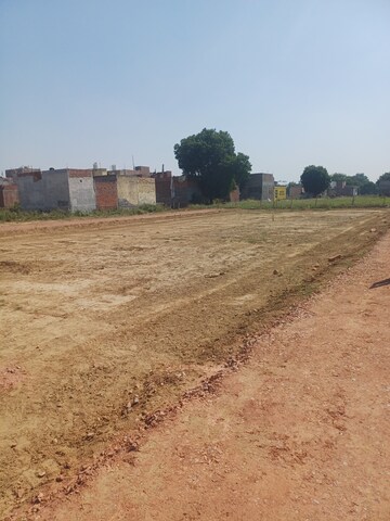  Plot For Sale in Bhopani Village