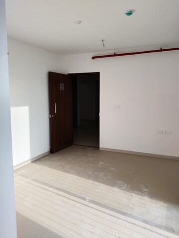 Room in 2 BHK Apartment at Lodha Casa Bella Gold, Dombivli East – for Sale