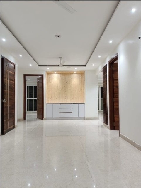3 BHK + Servant Room,Study Room Builder Floor For Sale in Sector 95